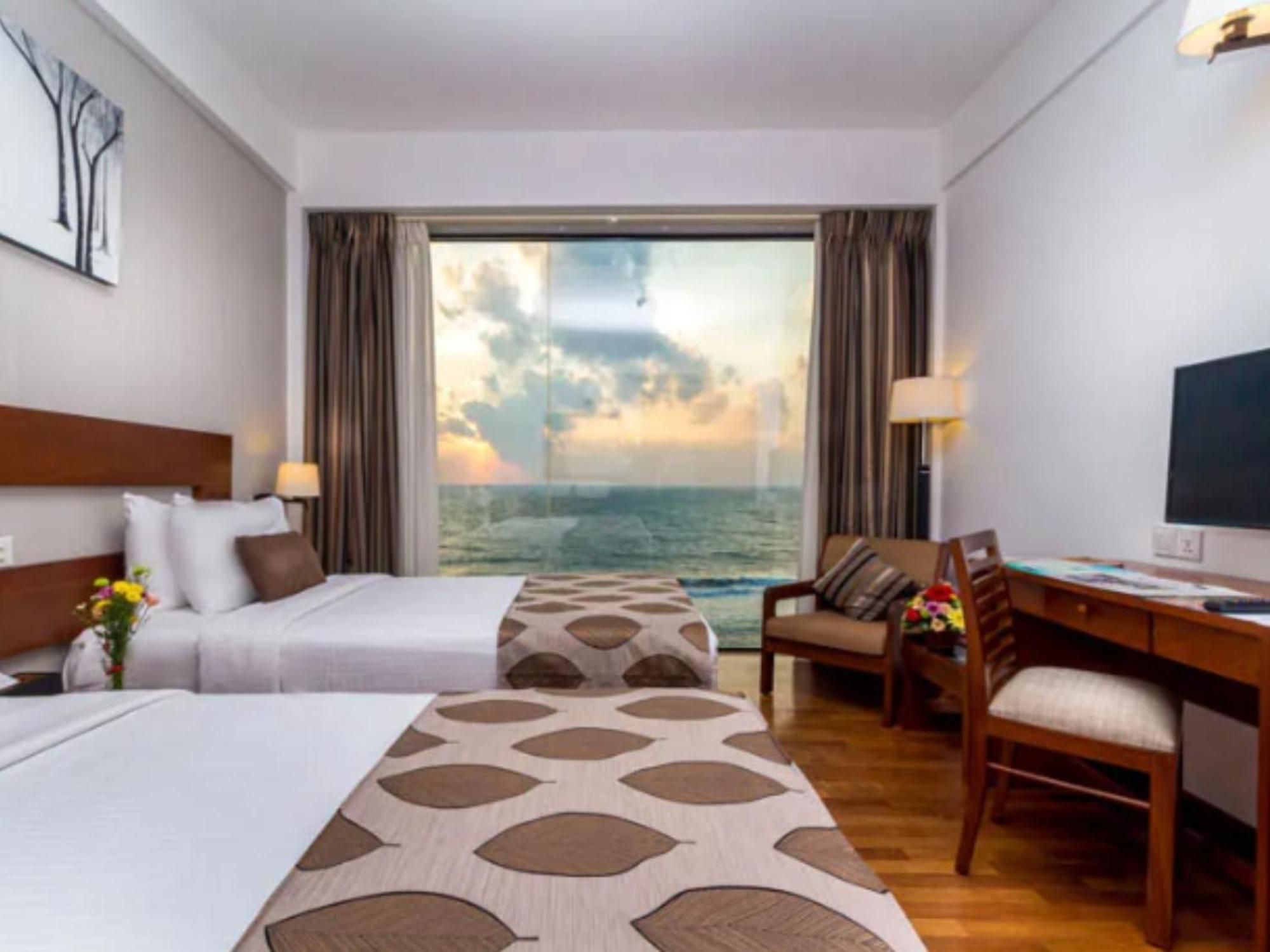 The Ocean Colombo Hotel Esterno foto